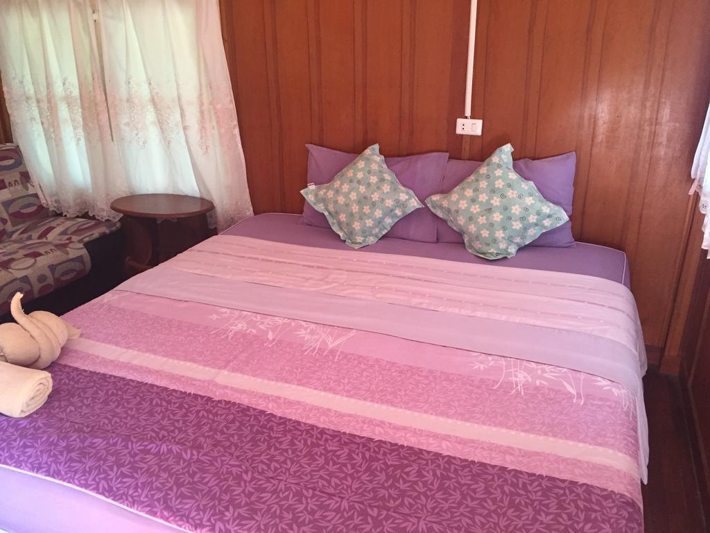 Sin U Rai Resort Ко Ларн Стая снимка