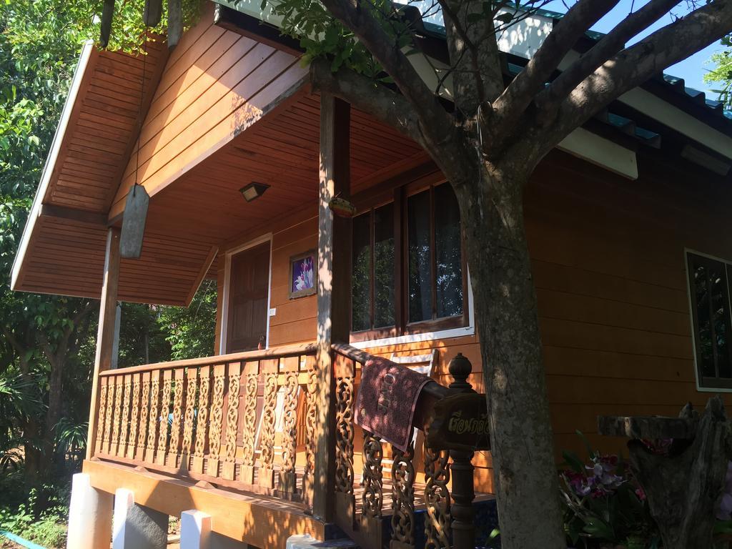 Sin U Rai Resort Ко Ларн Стая снимка