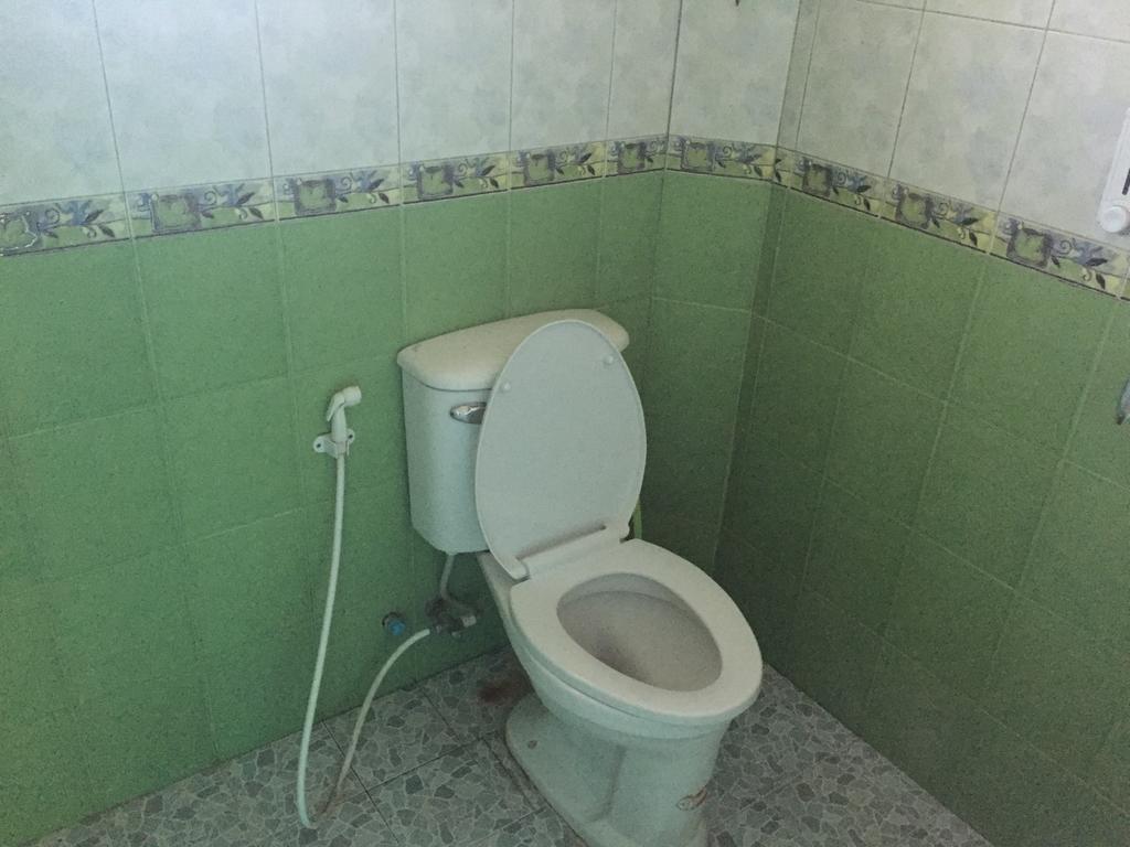 Sin U Rai Resort Ко Ларн Стая снимка
